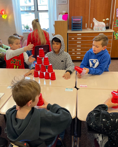 Cup stacking 