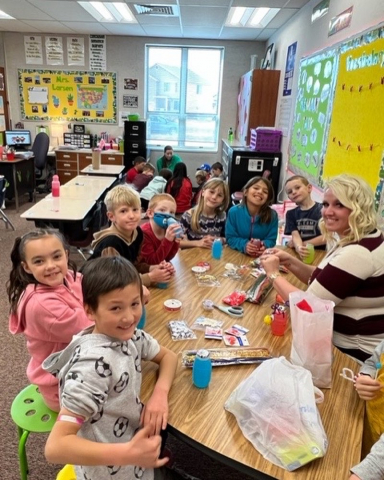 Crafting with Mrs.Larsen’s Class